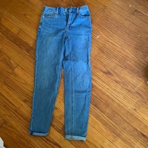 American Eagle mom jeans!